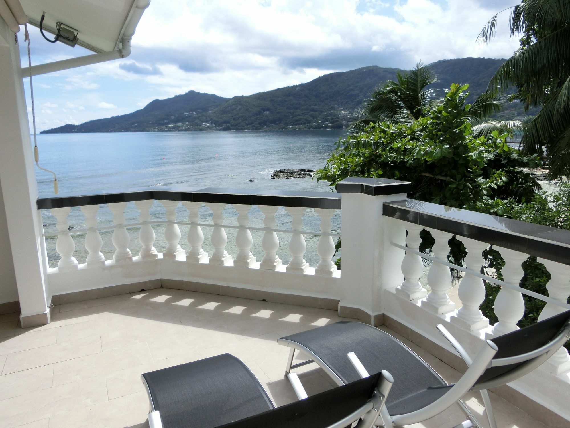 The Drake Seaside Apartment Beau Vallon Kültér fotó